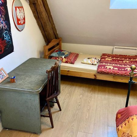L Annonce N Est Pas D Actualite Ne Pas Prendre De Reservation Saint-Fargeau (Yonne) Exterior foto